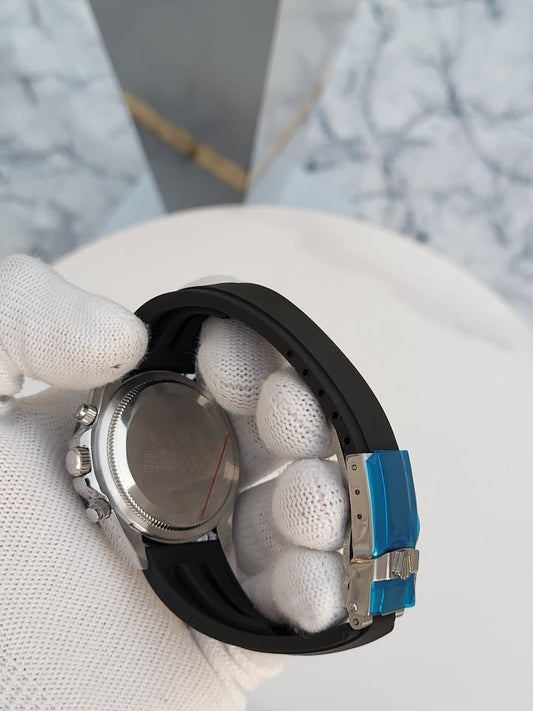 Luxury Chronograph Sport Watch for Men – Premium Rubber Strap & Waterproof Design