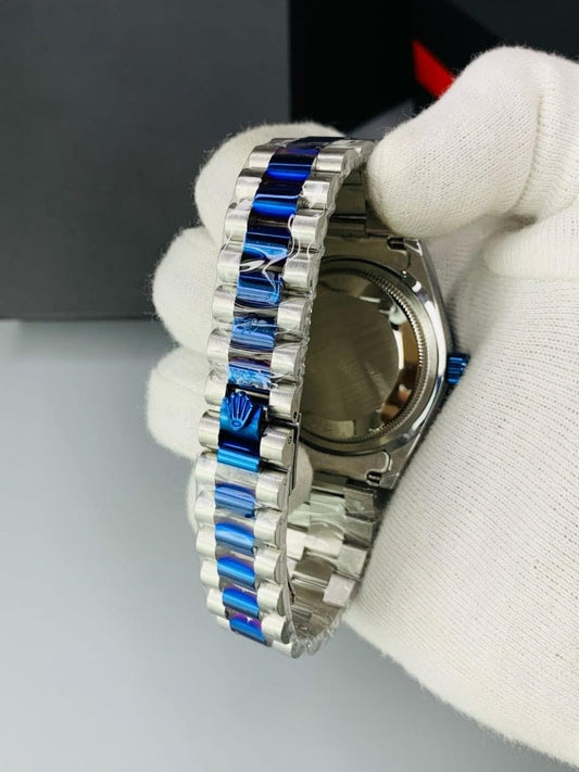 Luxury Stainless Steel Automatic Wristwatch – Elegant Men’s Analog Watch with Date Display